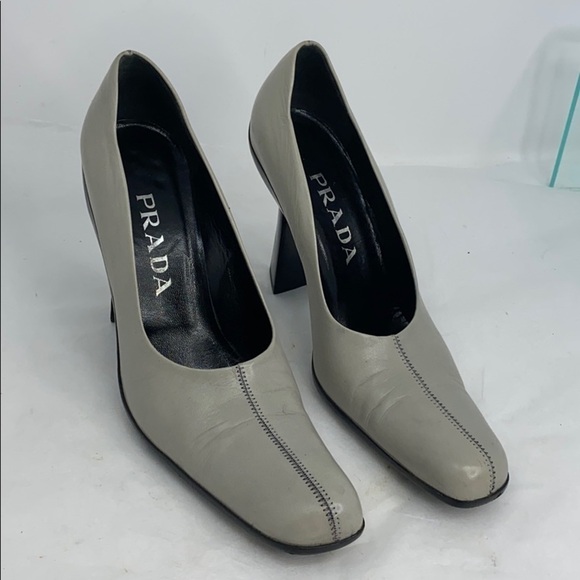 Prada Sz 38 Gray Leather Cuban Heel Pumps - Picture 5 of 15